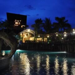 Bukit Daun Hotel and Resort бассейн фото 2