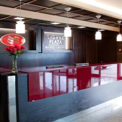 Отель Crowne Plaza Madrid Airport интерьер отеля