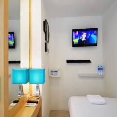 The Bedrooms Hostel Pattaya сейф в номере