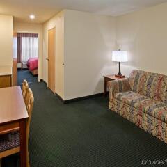 Отель Country Inn & Suites By Carlson Columbus West Колумбус комната для гостей фото 3
