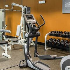 Отель Comfort Suites Manassas Battlefield Park фитнесс-зал фото 4