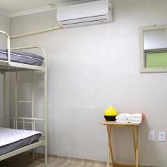 Отель Dongdaemun Guesthouse комната для гостей