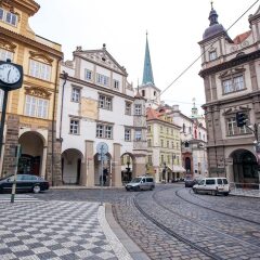 Отель St. Nicholas Church - 2 Br Apts Прага фото 4