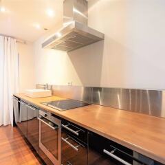 Отель Two Bedroom UK Cannes в номере
