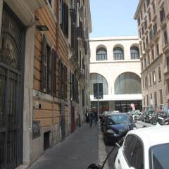 Отель Roma Vespahouse