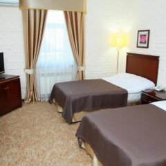 Zarafshan Grand Hotel in Navoiy, Uzbekistan from 64$, photos, reviews - zenhotels.com guestroom photo 4
