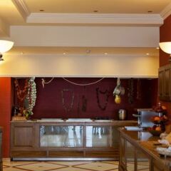 Отель Ramada Attica Riviera в номере