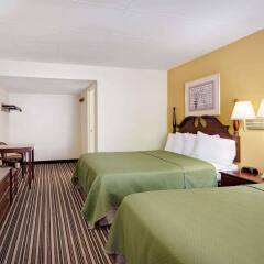 Отель Travelodge by Wyndham Chambersburg США, Чемберсберг - отзывы, цены и фото номеров - забронировать отель Travelodge by Wyndham Chambersburg онлайн комната для гостей