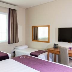 Отель Premier Inn Abu Dhabi Capital Centre удобства в номере фото 2
