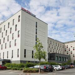 Отель Intercityhotel Brandenburg Airport Шёнефельд парковка