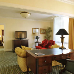 Отель Lisbon Marriott Hotel Португалия, Лиссабон - отзывы, цены и фото номеров - забронировать отель Lisbon Marriott Hotel онлайн удобства в номере