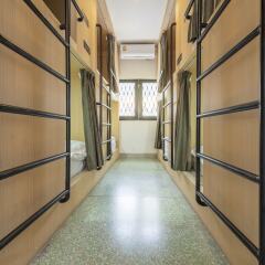 Sloth Hostel Бангкок интерьер отеля