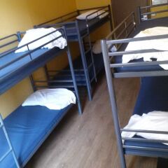 Отель Hostel Van Gogh Brussels Бельгия, Брюссель - 1 отзыв об отеле, цены и фото номеров - забронировать отель Hostel Van Gogh Brussels онлайн комната для гостей фото 5