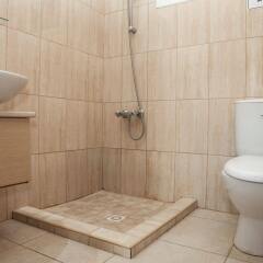 Alecos Hotel Apartments ванная