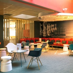Отель ibis Lyon Part Dieu Les Halles Франция, Лион - отзывы, цены и фото номеров - забронировать отель ibis Lyon Part Dieu Les Halles онлайн гостиничный бар
