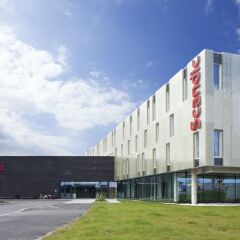 Отель Scandic Oslo Airport парковка