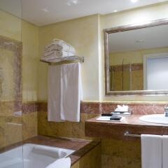 Lago Garden Apart-Suites & Spa Hotel ванная фото 2