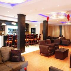 Отель Owu Crown Hotel Ibadan Нигерия, Ибадан - отзывы, цены и фото номеров - забронировать отель Owu Crown Hotel Ibadan онлайн интерьер отеля
