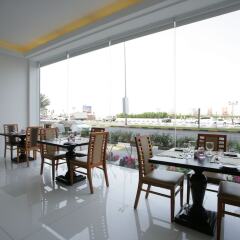 Ramada Beach Hotel Ajman фото 11