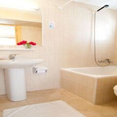 Отель Hostal Montesol ванная фото 2