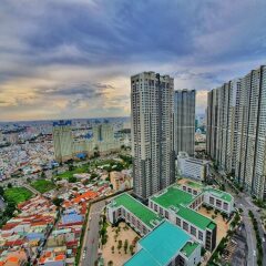 Отель Homes by Christine Vinhomes Central Park бассейн фото 2
