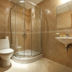 Отель Grand Royale Apartment Complex & Spa Болгария, Банско - отзывы, цены и фото номеров - забронировать отель Grand Royale Apartment Complex & Spa онлайн ванная