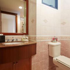 Отель Village Residence Robertson Quay ванная фото 2