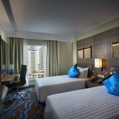 Отель Citrus Sukhumvit 11 Bangkok by Compass Hospitality Таиланд, Бангкок - 3 отзыва об отеле, цены и фото номеров - забронировать отель Citrus Sukhumvit 11 Bangkok by Compass Hospitality онлайн комната для гостей фото 2