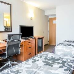 Отель Sleep Inn Midway Airport Bedford Park удобства в номере