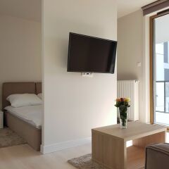 Отель Chopin Apartments Mennica Польша, Варшава - отзывы, цены и фото номеров - забронировать отель Chopin Apartments Mennica онлайн комната для гостей