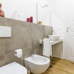 Отель GetTheKey San Vitale Apartment Италия, Болонья - отзывы, цены и фото номеров - забронировать отель GetTheKey San Vitale Apartment онлайн ванная