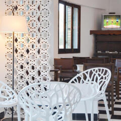 Отель azuLine Hotel Galfi Испания, Сан-Антони-де-Портмань - 1 отзыв об отеле, цены и фото номеров - забронировать отель azuLine Hotel Galfi онлайн удобства в номере