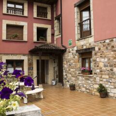 Отель Apartamentos la Regoria фото 16