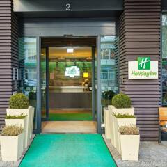 Отель Holiday Inn Berlin-Alexanderplatz Германия, Берлин - 10 отзывов об отеле, цены и фото номеров - забронировать отель Holiday Inn Berlin-Alexanderplatz онлайн интерьер отеля фото 2