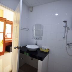 Отель Phuket - Naiyang Sonwa Resort ванная