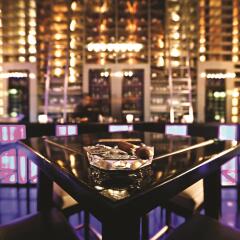 Отель Fairmont Dubai ОАЭ, Дубай - отзывы, цены и фото номеров - забронировать отель Fairmont Dubai онлайн гостиничный бар
