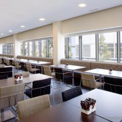 Отель Holiday Inn Express Barcelona City 22@ питание фото 2