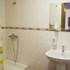 Гостиница Оазис 60 в Пскове - забронировать гостиницу Оазис 60, цены и фото номеров Псков ванная