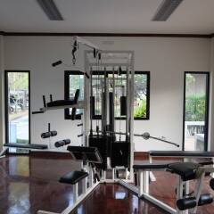 Отель Southern Lanta Resort фитнесс-зал фото 4