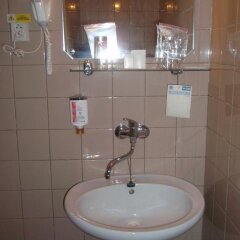 Hotel Merkur - Jablonec Nad Nisou Яблонец-над-Нисой ванная фото 2