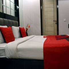 OYO 464 Hotel Lotus Palace сейф в номере