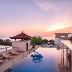 Отель Best Western Kuta Beach Индонезия, Бали - 1 отзыв об отеле, цены и фото номеров - забронировать отель Best Western Kuta Beach онлайн бассейн фото 2