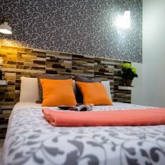 Отель Hostal Adis развлечения