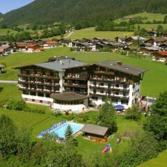 Отель Ferienhotel Tyrol Söll am Wilden Kaiser фото 3