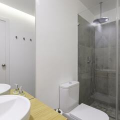 Апартаменты Bairro Alto Bronze of Art Apartments Лиссабон ванная