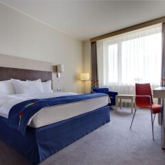 Гостиница Park Inn Казань комната для гостей фото 4