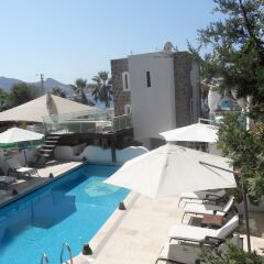 Taskule Hotel бассейн