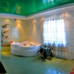 Diplomat Club Hotel in Chisinau, Moldova from 139$, photos, reviews - zenhotels.com bathroom photo 2