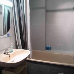 Апартаменты Le Jonruelle - 2 BR Apartment 5th Floor Private Parking Space - ZEA 39153 ванная