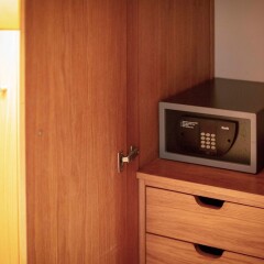 Отель Apartamentos Turisticos Atlantida сейф в номере